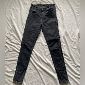 Levi’s 721 High Rise Skinny Jeans